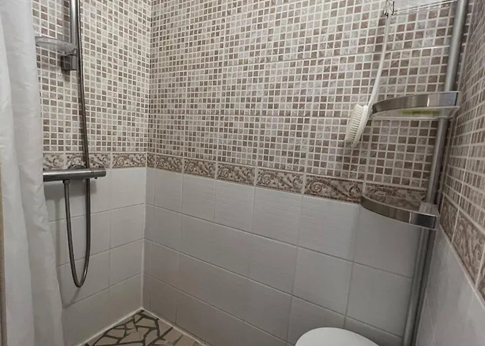 T3 Climatisee Avec Wifi, Proche Plage, 5 Pers - Fr-1-81-620 *