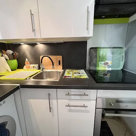 T3 Climatisee Avec Wifi, Proche Plage, 5 Pers - Fr-1-81-620 * Le Barcarès