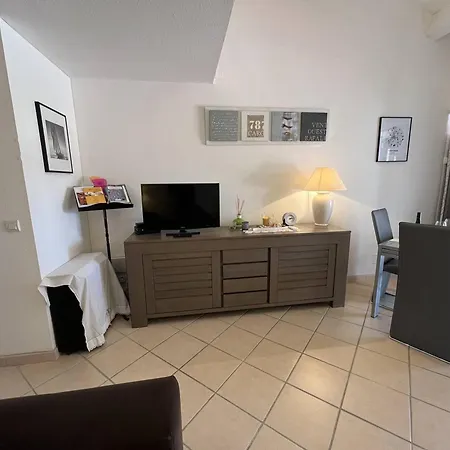 T3 Climatisee Avec Wifi, Proche Plage, 5 Pers - Fr-1-81-620 * Le Barcarès