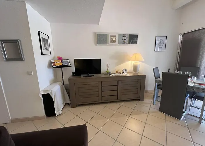 T3 Climatisee Avec Wifi, Proche Plage, 5 Pers - Fr-1-81-620 * Le Barcarès
